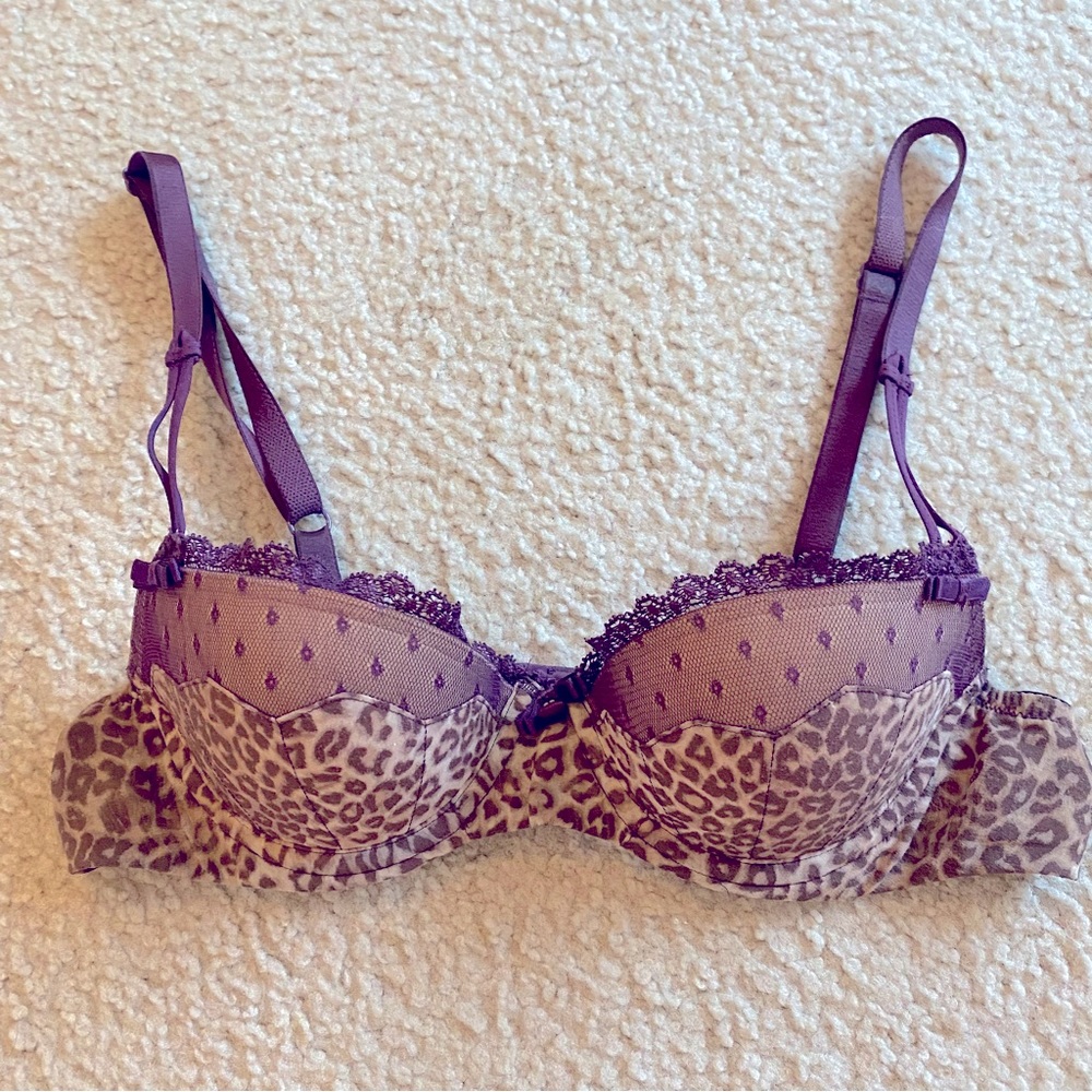 EUC Purple Cheetah Demi cup padded bra 32B by Felina Lingerie